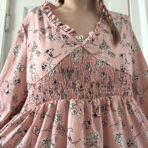 Suzanne Betro | Pink Floral Ruffle-Sleeve Empire Waist Dress - Large - Picture 4 of 4